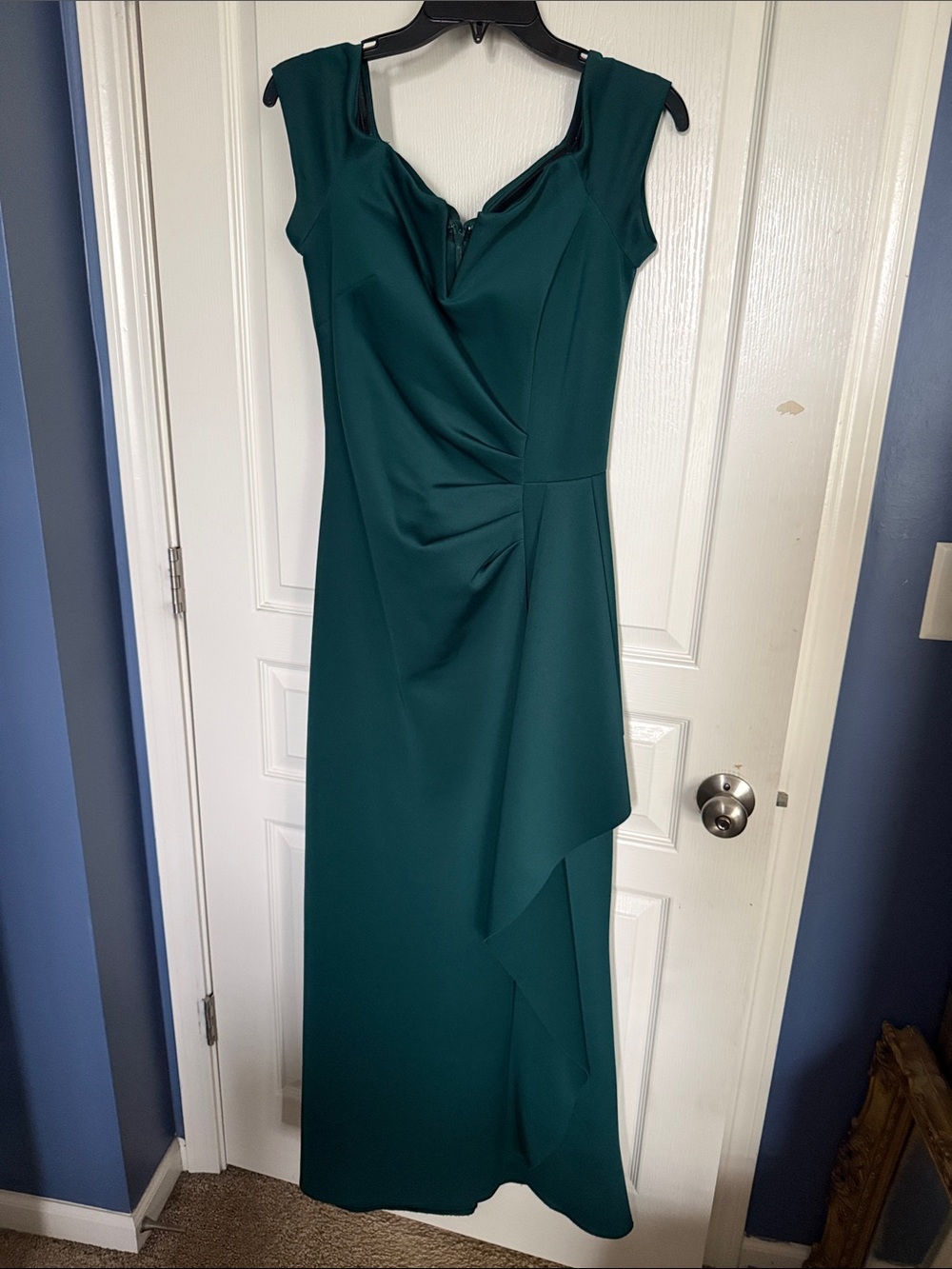 Emerald Green Draped Cap-Sleeve Evening Dress